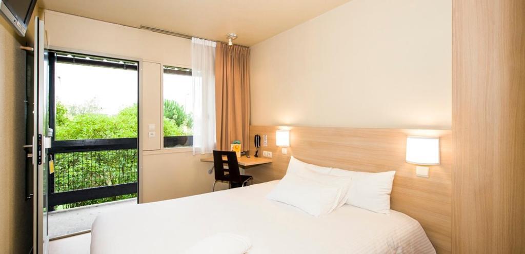 Hotel The Originals Access Bordeaux Aeroport Merignac (Gironde)