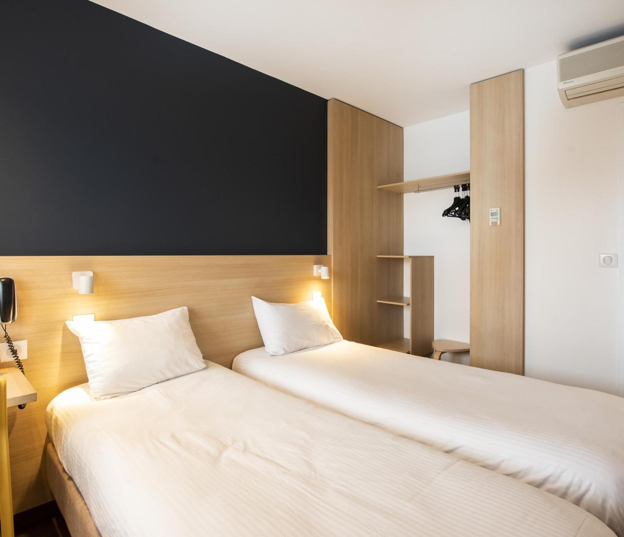 Hotel The Originals Access Bordeaux Aeroport